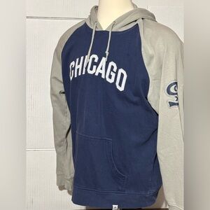 Majestic Chicago White Sox XL HOODIE ties intact 27”L 23” p2p pocket on front
